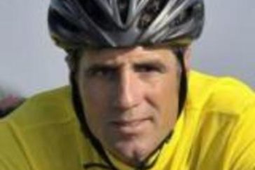 557_indurain-apadrina-un-circuito-de-triatlones-solidarios-contra-la-ela.jpg