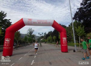 Carrera Solidaria en San Martín del Rey Aurelio por la ELA
